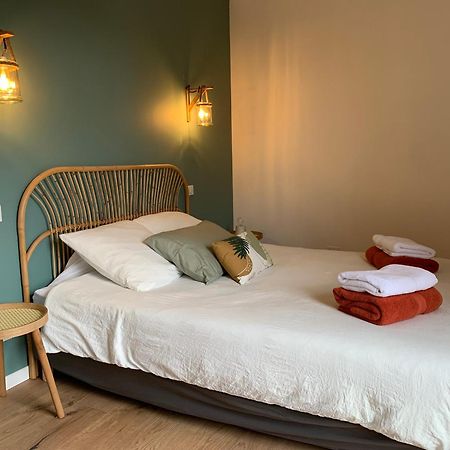 Chambre D'Hotes Mazet Les Abadies Bed and Breakfast Saint-Felix-de-Lodez Exterior foto